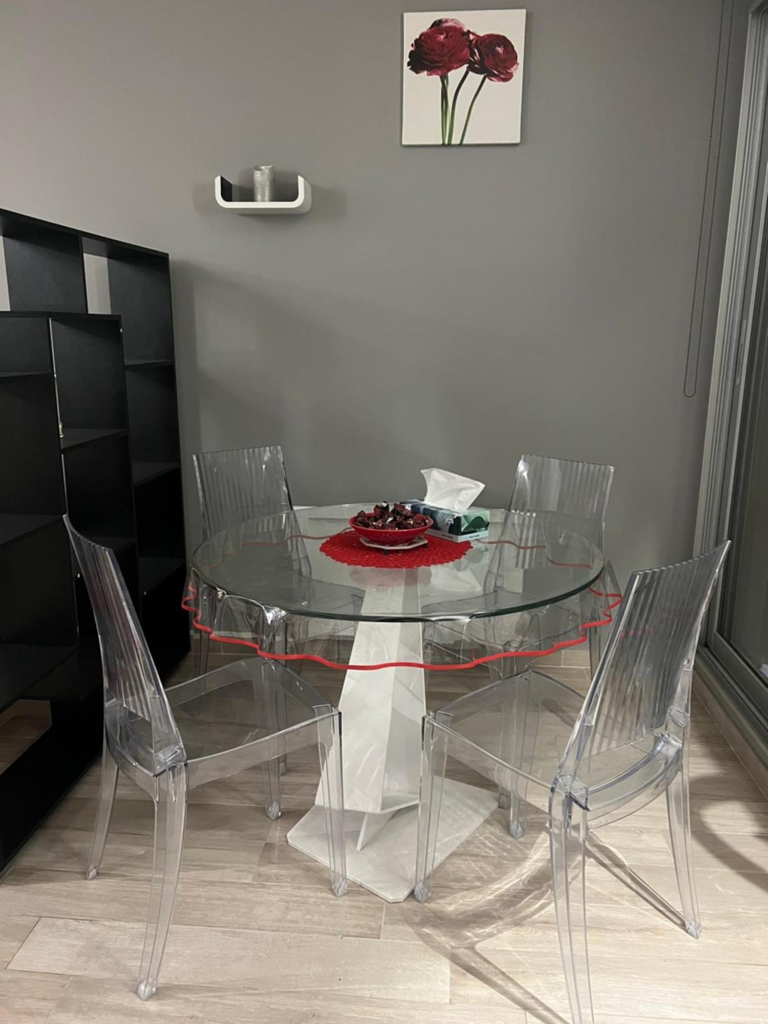 Apartment Elegant Near Transport And Terrace